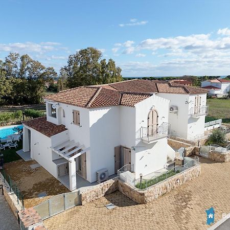 Villetta Con Piscina Budoni Affitti Spiaggia 700 Mt Buitenkant foto